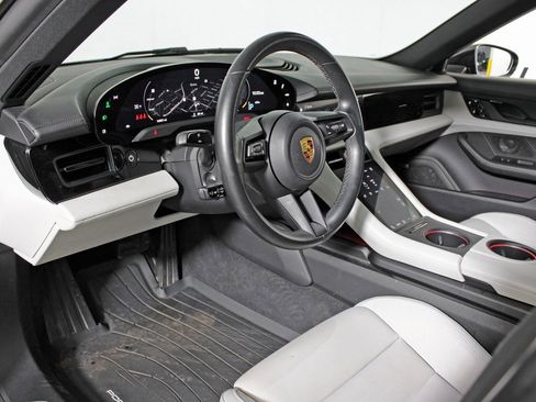 Used 2021 Porsche Taycan 4S image 4