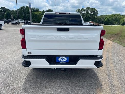 Used 2022 Chevrolet Silverado 1500 Custom RWD image 5