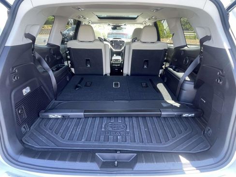 Used 2024 Subaru Ascent Limited w/ Technology Package AWD/4WD image 9
