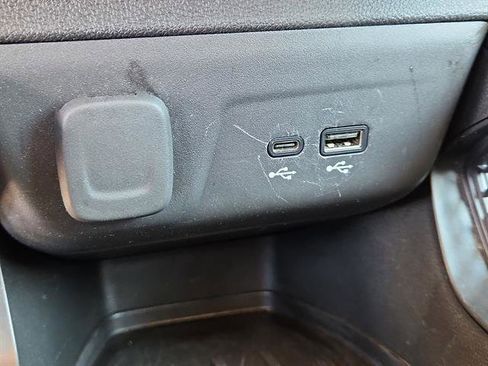 Used 2025 Chevrolet TrailBlazer LT image 20