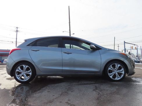 Used 2013 Hyundai Elantra GT w/ Touch & Go Pkg image 6