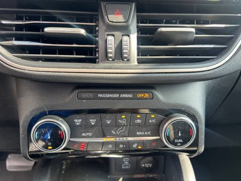 Used 2022 Ford Escape SE w/ Convenience Package AWD/4WD image 24