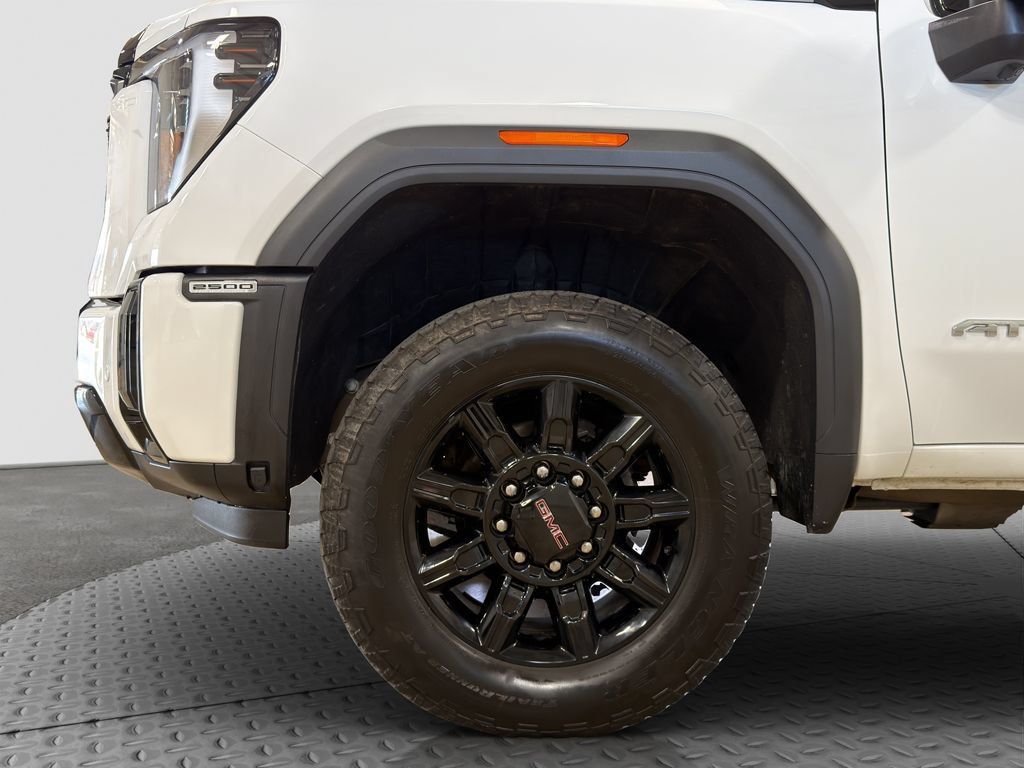 Used 2025 GMC Sierra 2500 AT4 AWD/4WD image 26