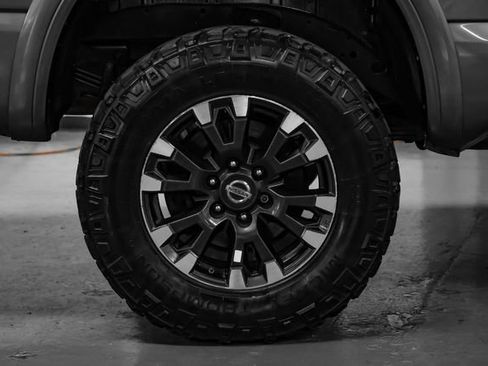 Used 2019 Nissan Titan PRO-4X image 50