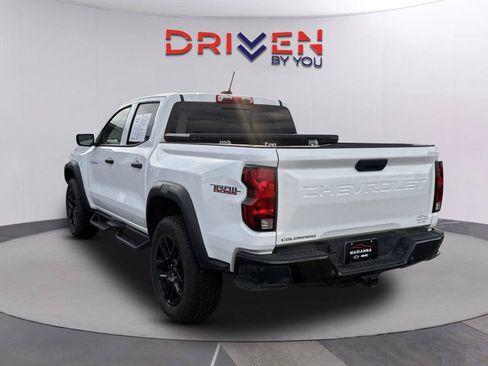 Used 2025 Chevrolet Colorado Trail Boss AWD/4WD image 6