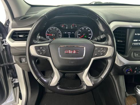 Used 2019 GMC Acadia SLE FWD image 10