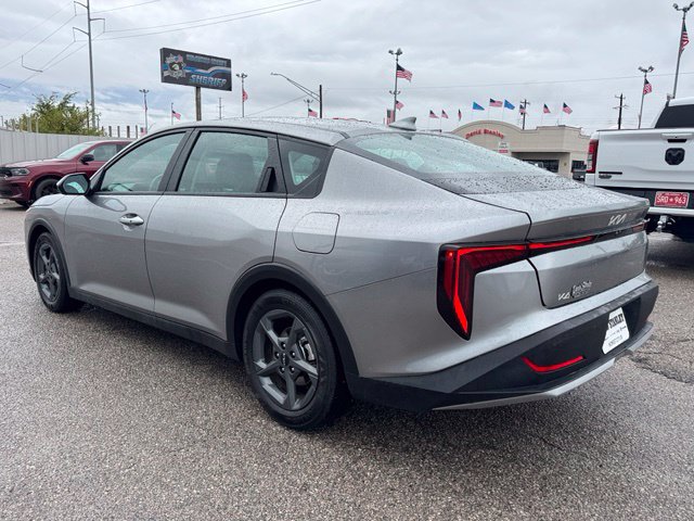 Used 2026 Kia K4 FWD image 4