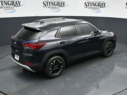 Used 2021 Chevrolet TrailBlazer LT w/ Sun and Liftgate Package FWD image 24