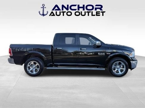 Used 2015 RAM 1500 Laramie w/ Convenience Group image 9