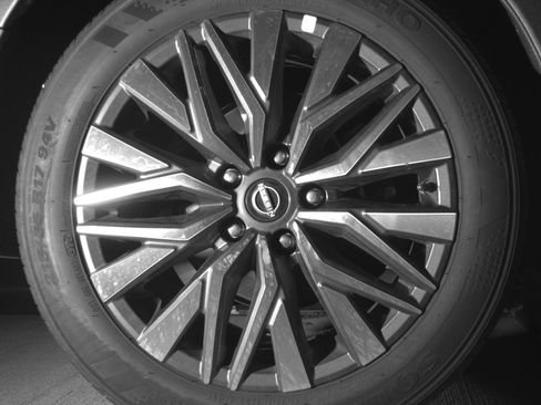 Used 2025 Nissan Altima 2.5 SV FWD image 15