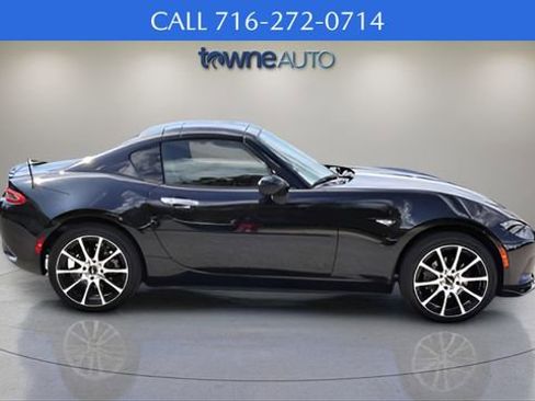 Used 2017 MAZDA MX-5 Miata RF Club image 6