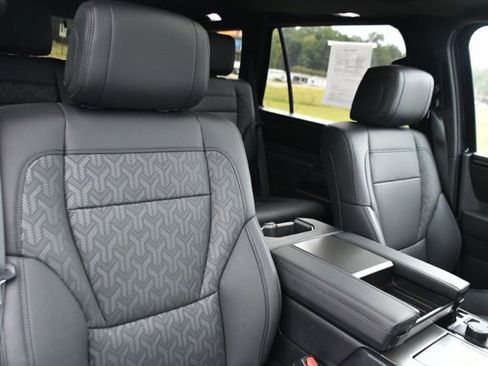 Used 2025 Toyota Sequoia SR5 image 39