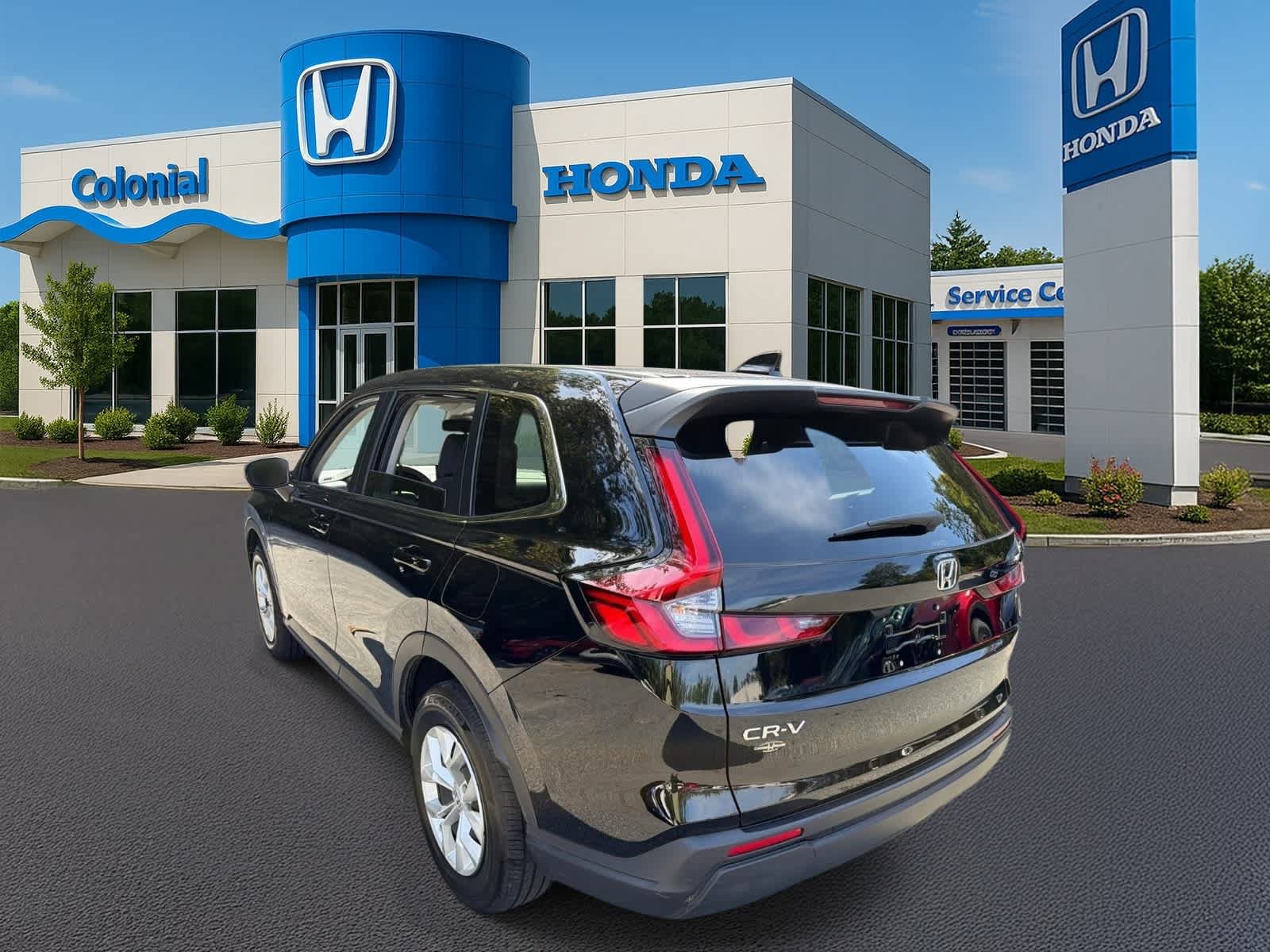 Used 2025 Honda CR-V LX image 4