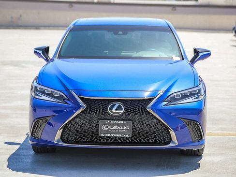 Used 2024 Lexus ES 350 F Sport w/ Accessory Package (Z2) FWD image 2