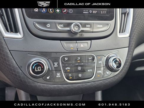 Used 2025 Chevrolet Malibu LT FWD image 14