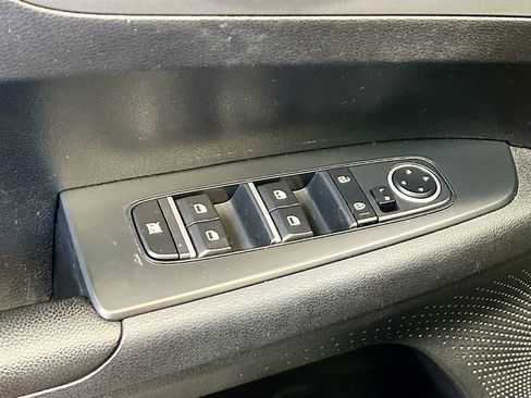 Used 2020 Kia Forte LXS image 17