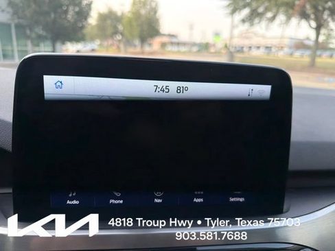 Used 2021 Ford Escape Titanium AWD/4WD image 18