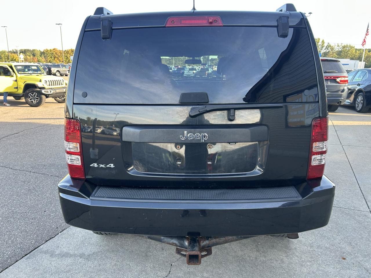 Used 2010 Jeep Liberty Sport w/ Popular Equipment Group AWD/4WD image 6