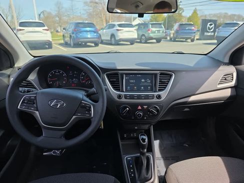 Used 2019 Hyundai Accent SEL image 15