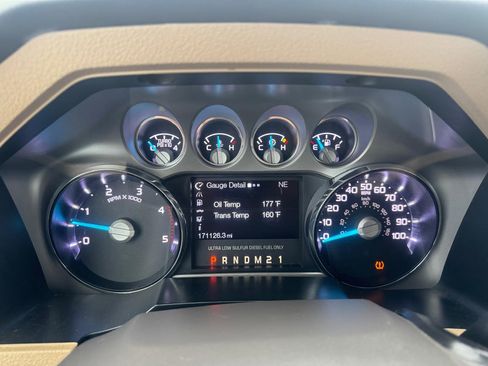 Used 2013 Ford F350 Lariat w/ Chrome Pkg image 9