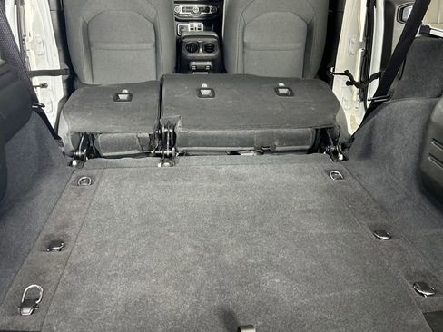Used 2024 Jeep Wrangler Willys image 21