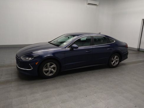 Used 2021 Hyundai Sonata SE FWD image 2
