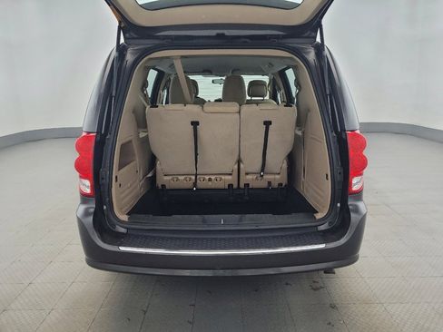Used 2015 Dodge Grand Caravan American Value Package image 29