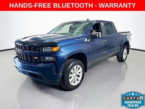 Used 2020 Chevrolet Silverado 1500 Custom w/ Custom Value Package image 2