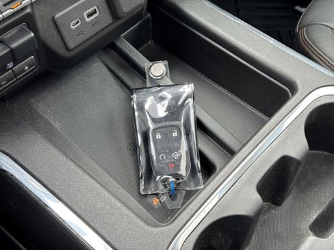 Used 2020 GMC Sierra 1500 AT4 w/ AT4 Premium Package image 36