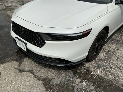 Used 2025 Honda Accord SE image 13