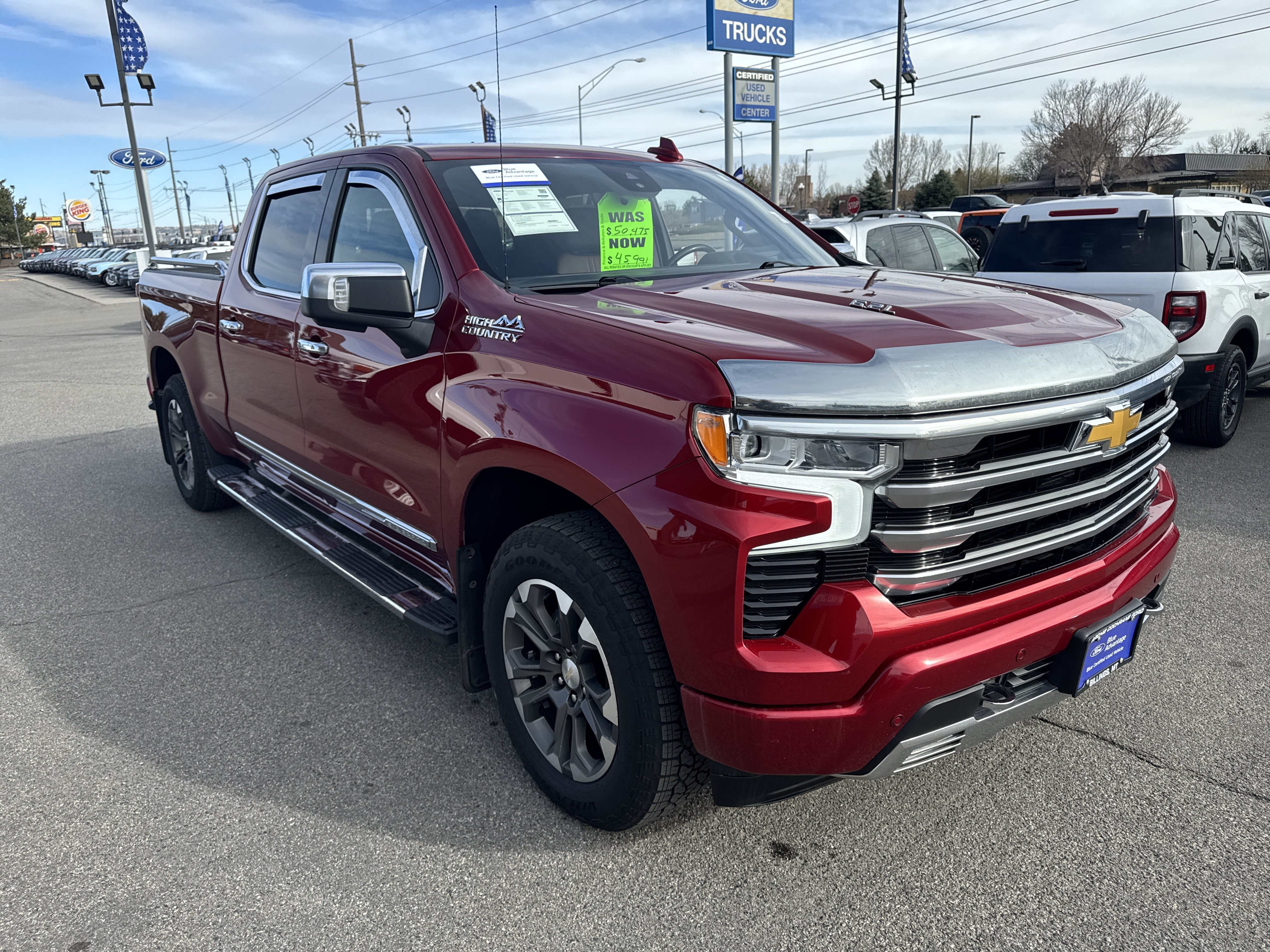 Used 2023 Chevrolet Silverado 1500 High Country AWD/4WD image 2