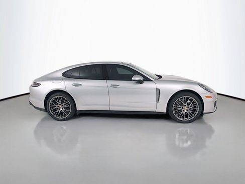 Certified 2023 Porsche Panamera Platinum Edition RWD image 29