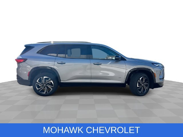 Used 2025 Buick Enclave Sport Touring w/ Power Package AWD/4WD image 9