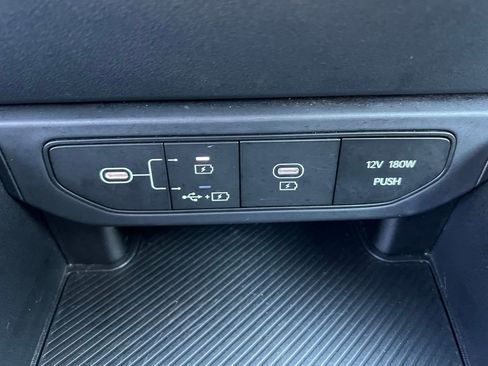 Used 2025 Kia K4 LXS image 45