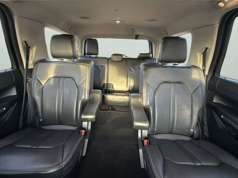 Used 2019 Ford Expedition Platinum image 26