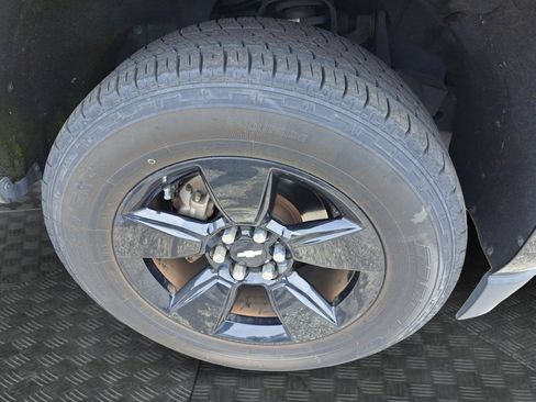 Used 2016 Chevrolet Colorado LT w/ LT Convenience Package image 15