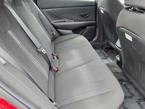 Certified 2025 Hyundai Elantra Sport image 15