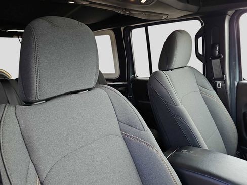 Used 2024 Jeep Wrangler Sport S image 18