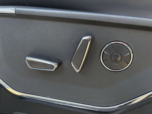 New 2025 Ford F150 Platinum w/ Equipment Group 702A High image 30