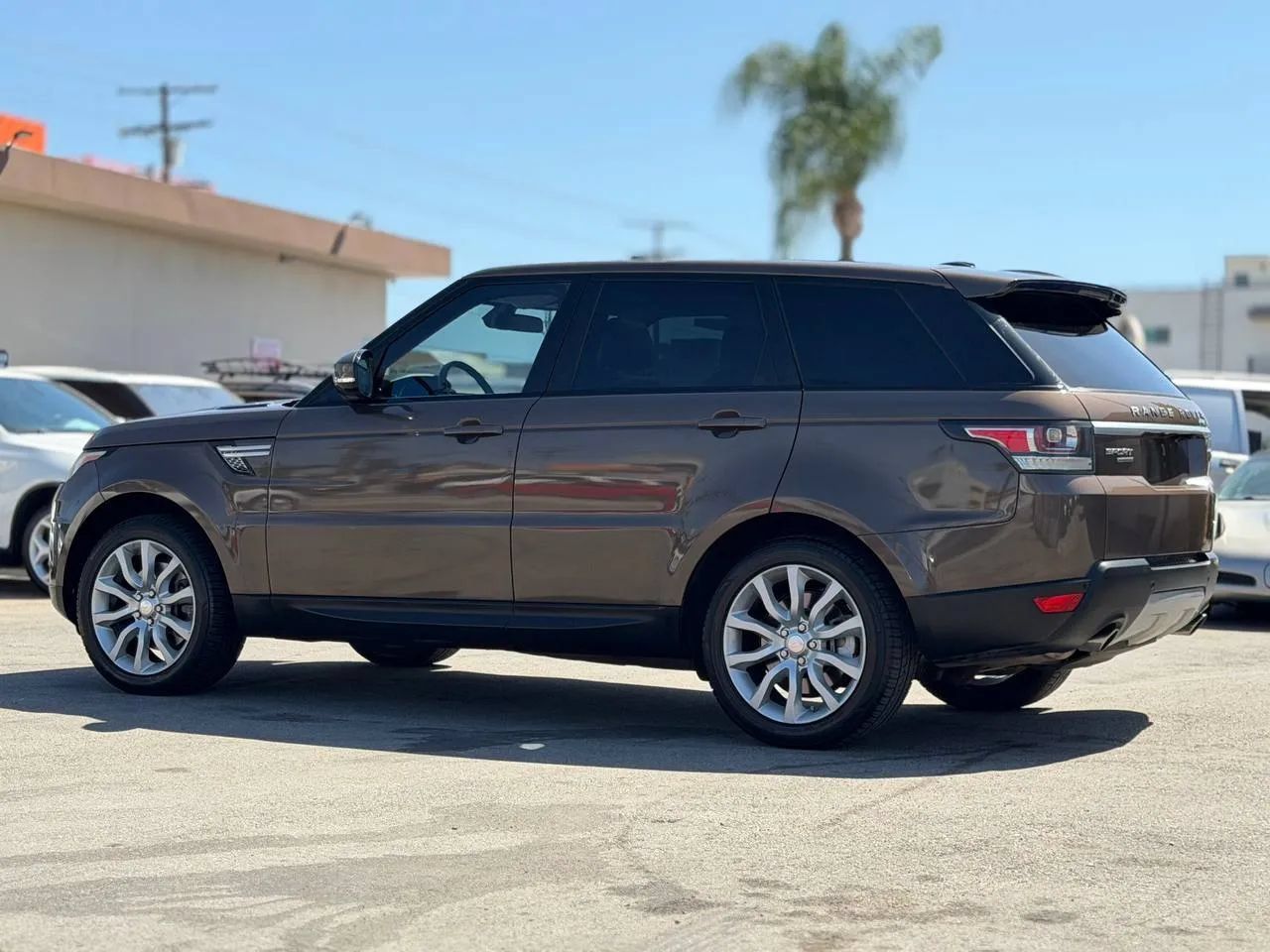 Used 2014 Land Rover Range Rover Sport HSE AWD/4WD image 11