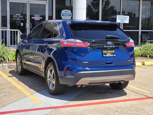 Used 2022 Ford Edge SEL w/ Convenience Package AWD/4WD image 3