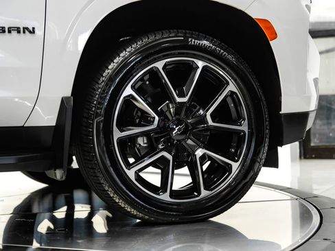 Used 2024 Chevrolet Suburban RST w/ Luxury Package AWD/4WD image 71