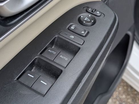 Used 2022 Honda CR-V EX-L image 15