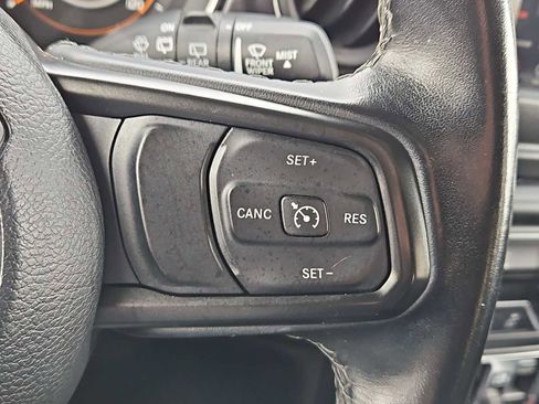 Used 2021 Jeep Wrangler Unlimited Sport image 23