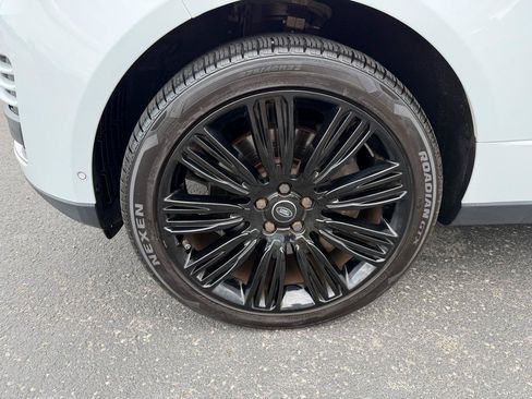 Used 2018 Land Rover Range Rover HSE AWD/4WD image 9