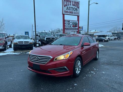Used 2017 Hyundai Sonata SE image 9