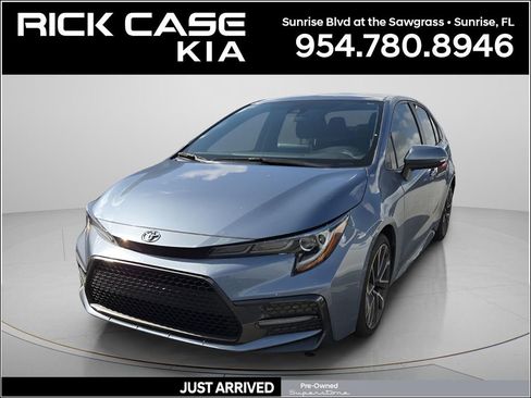 Used 2021 Toyota Corolla SE FWD image 1