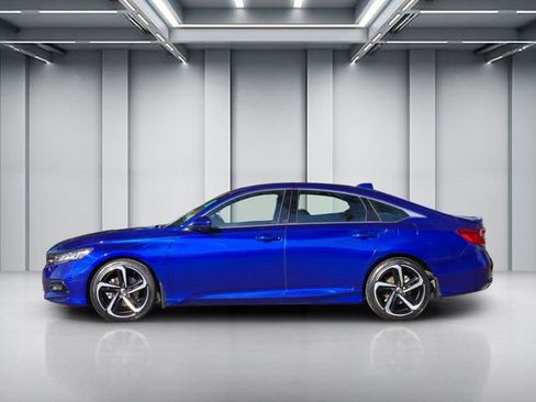 Used 2018 Honda Accord Sport image 7
