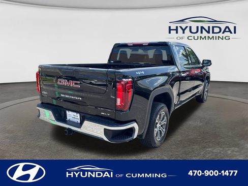 Used 2025 GMC Sierra 1500 SLT AWD/4WD image 8