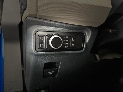 Used 2023 Ford Bronco Wildtrak AWD/4WD image 14